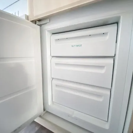 Stilvolle 2 Zimmer Wohnung Mit Kueche, Tv, Waschmaschine Leipzig Extérieur photo